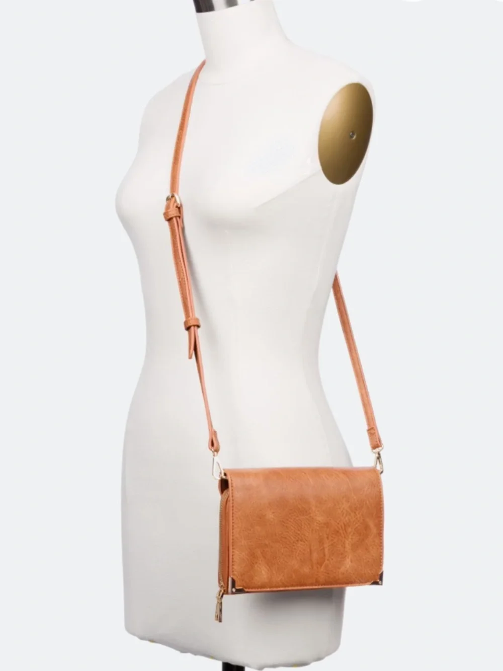 Urban Expressions Tan Crossbody Wallet Clutch - Picture 3 of 4